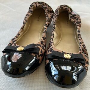 Tahari Gibson US Women 7.5 leather sole leopard print
